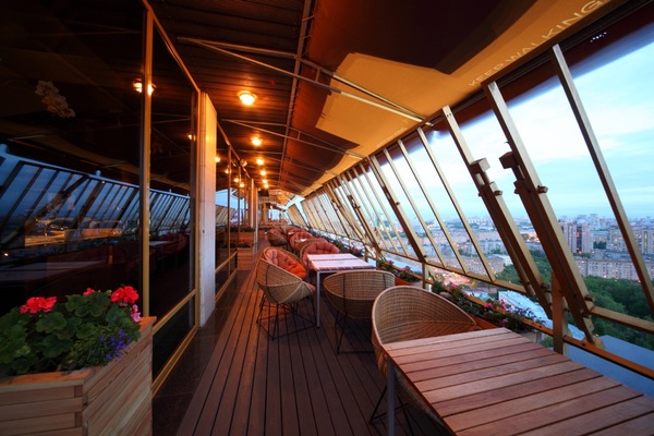 9 мая в ресторане Sky Lounge